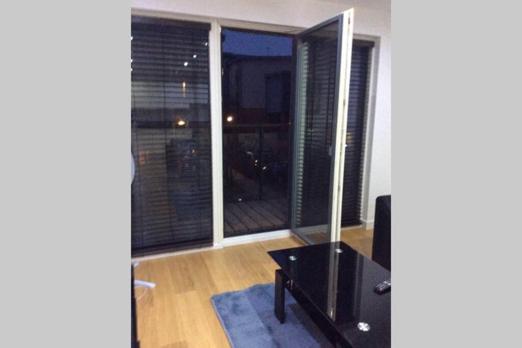 سلوف Max'Em Lexington Luxury Apartment المظهر الخارجي الصورة