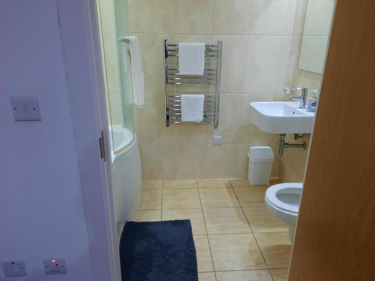 سلوف Max'Em Lexington Luxury Apartment المظهر الخارجي الصورة