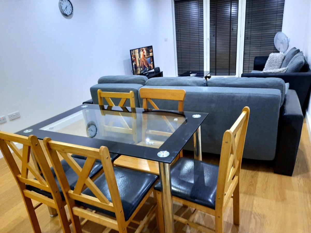 سلوف Max'Em Lexington Luxury Apartment المظهر الخارجي الصورة